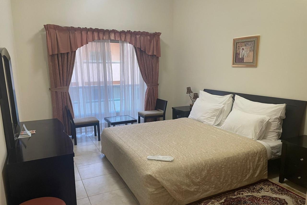 Al Raya Hotel Apartments Дубай Екстер'єр фото