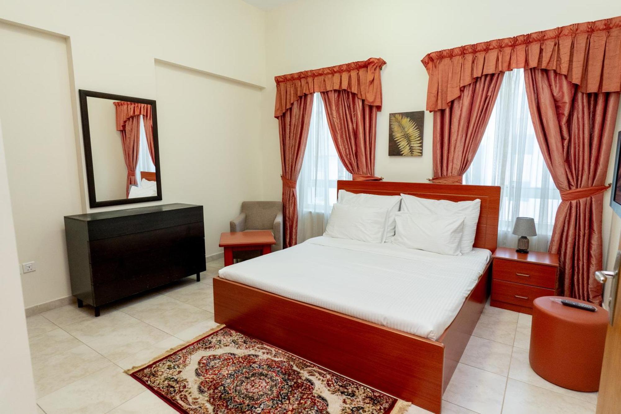 Al Raya Hotel Apartments Дубай Екстер'єр фото