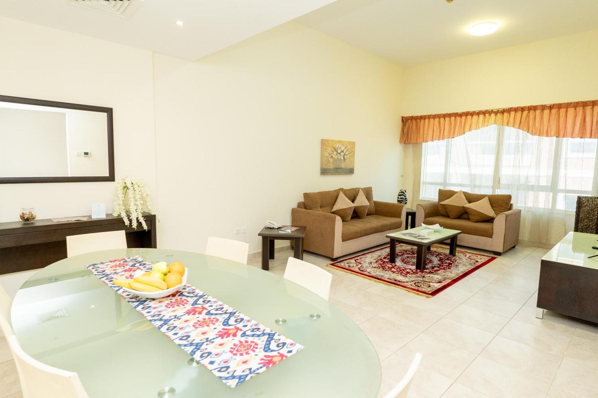 Al Raya Hotel Apartments Дубай Екстер'єр фото