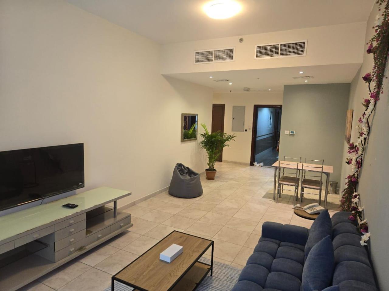 Al Raya Hotel Apartments Дубай Екстер'єр фото